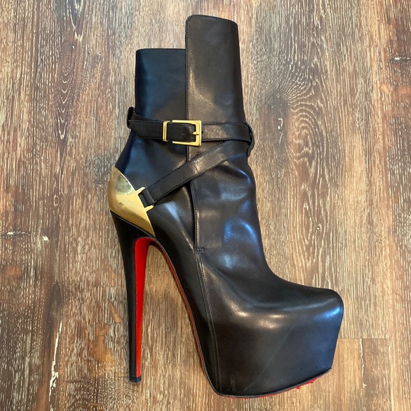 Christian Louboutin 6” Heel Booties Personally Signed by Designer EUC - Picture 1 of 7